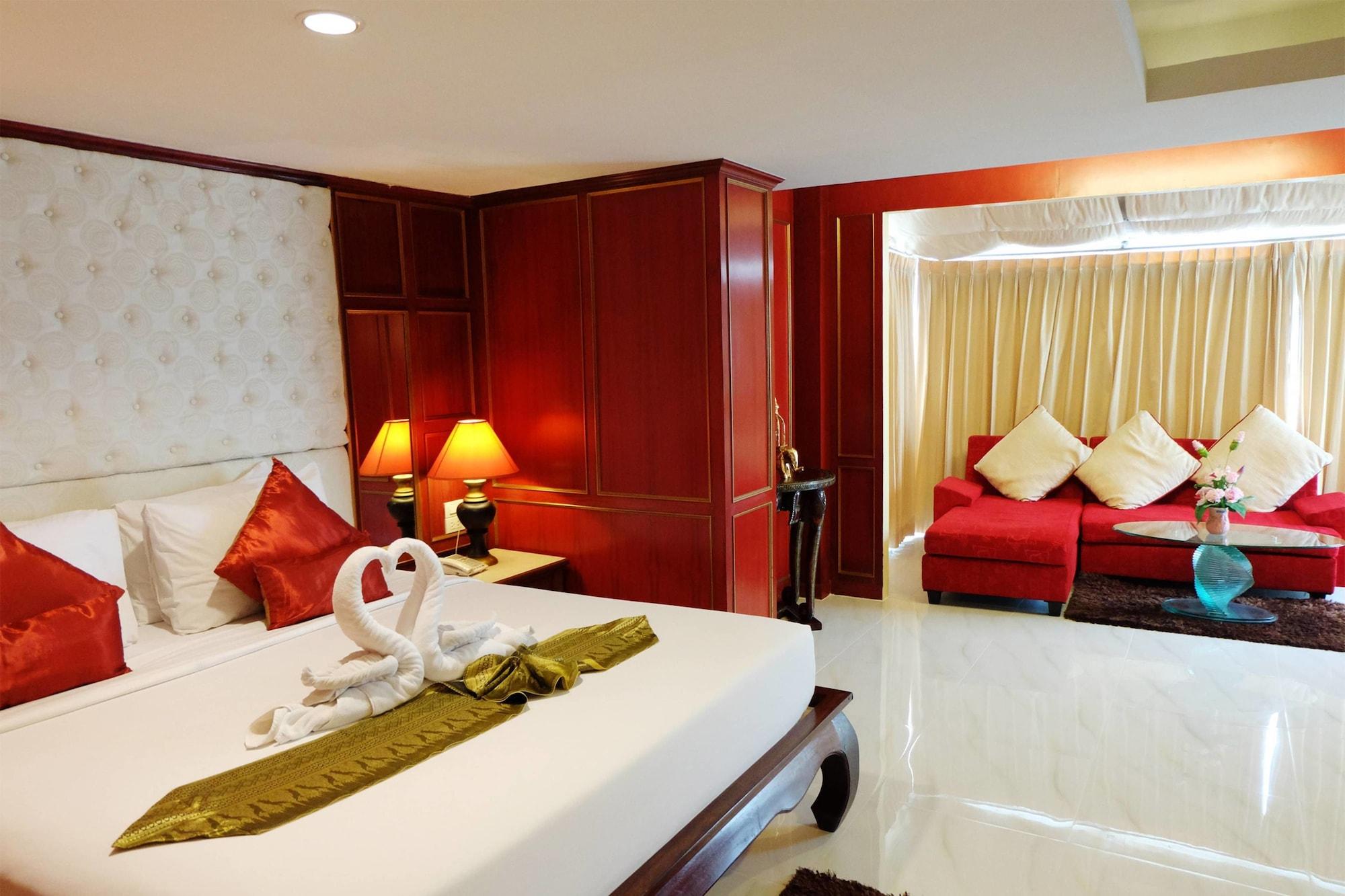 Grand Hill Resort And Spa Nakhon Szavan Kültér fotó