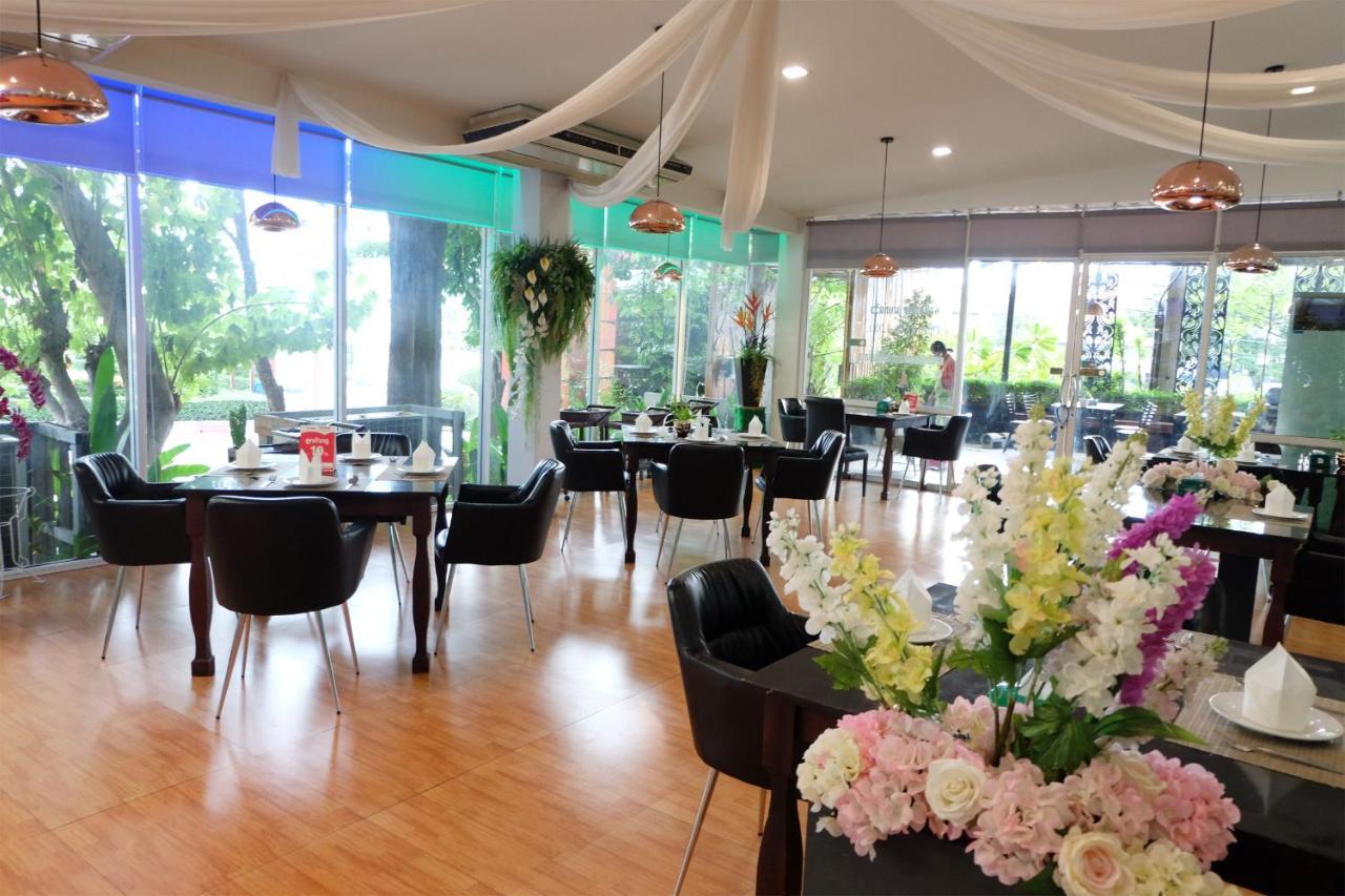 Grand Hill Resort And Spa Nakhon Szavan Kültér fotó